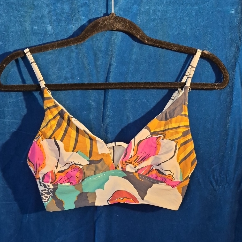 Reversible bikini top